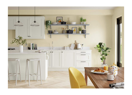 Dulux Silk Emulsion Paint For Walls And Ceilings - Daffodil White 2.5 Litre