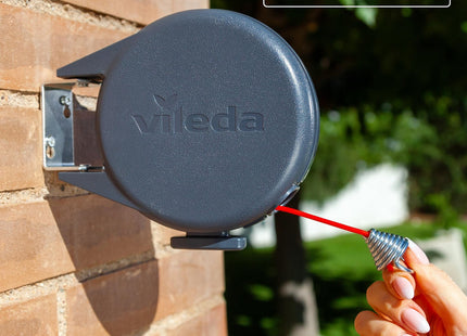 Vileda Single Cordomatic Retractable Washing Line, 15m, Holds up to 15kg
