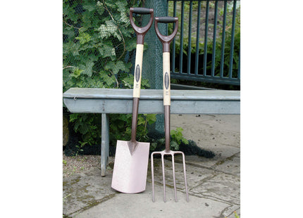 Spear & Jackson 4190NB Elements Carbon Treaded Digging Spade