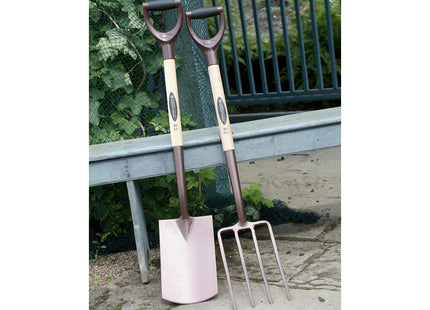 Spear & Jackson 4194NB Elements Carbon Treaded Border Spade