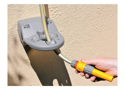Hozelock - Wall-Mounted 60 m Reel, Not Equipped: Max. Capacity 60m, Mounting Bracket + 1 Connector Included [2390D0000]