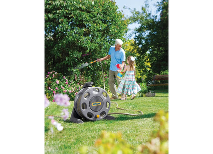 Hozelock Compact Hose Reel 25m (� 12.5 mm): Integrated Handle, Supplied with 25m of Multi-purpose Hose, Capacity 30m [2412P0275]
