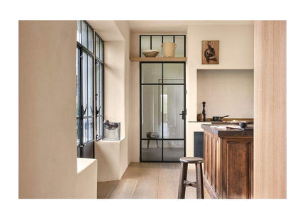 Dulux Easycare Washable and Tough Matt Emulsion Paint For Walls And Ceilings - Magnolia 2.5 Litre
