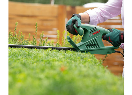 Bosch Electric Hedge Cutter EasyHedgeCut 55 (450 W, Blade Length 55 cm, in Carton Packaging)