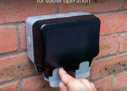 British General BG Electrical Outdoor Double Switched Power Wall Plug Socket, Weatherproof, Nexus Storm, Grey, 13A, Rated IP66