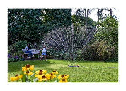 Hozelock Rectangular Sprinkler Plus 220 M: Ultra Coverage, Adjustable Oscillation Zone: 16 Jets For Uniform Watering [100-100-250]