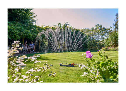 Hozelock Rectangular Sprinkler Plus : Ultra Coverage, Adjustable Oscillation Zone: 18 Jets For Uniform Watering [100-100-252] 250 Litre