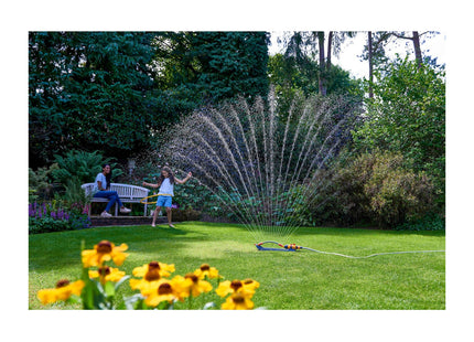 Hozelock Rectangular Sprinkler Plus : Ultra Coverage, Adjustable Oscillation Zone: 18 Jets For Uniform Watering [100-100-252] 250 Litre