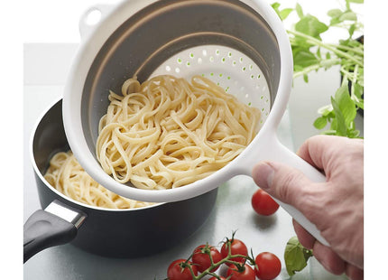 Addis Pop & Store 24cm Large Collapsible Food Colander with Handle, 9.5 inch, White and Grey, Plastic 518404