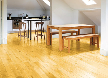 Ronseal Diamond Hard Floor Varnish Light Oak Satin 2.5 Litre