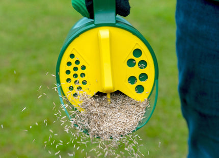 Miracle-Gro Compact Lawn Spreader - for Seeding and Feeding Your Luscious Lawn