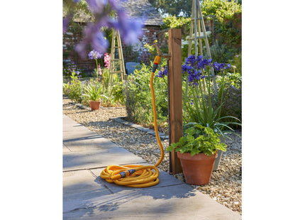 Hozelock - Wonderhoze Expanding Hose 30m: Flexible Hose, Stretches up to 3X Original Length with 2 Aquastop Fittings and Multispray Gun: Ready to Use
