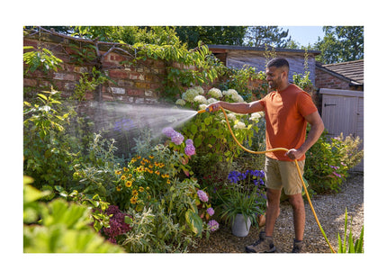 Hozelock - Wonderhoze Expanding Hose 40m: Flexible Hose, Stretches up to 3X Original Length with 2 Aquastop Fittings and Multispray Gun: Ready to Use