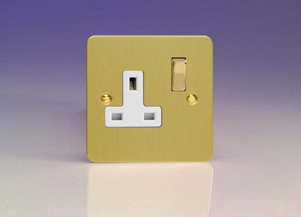 XFB4DW Varilight Ultra Flat Plate Brushed Brass 1-Gang 13A Switched Plug Socket White Insert