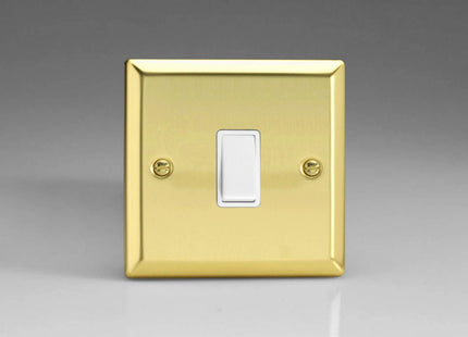 Varilight 1-Gang 10A Retractive Switch Victorian Brass XVBPW