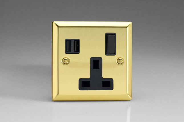 Varilight 1-Gang 13A Switched Socket + 2 5V DC 3400mA USB Charging Port