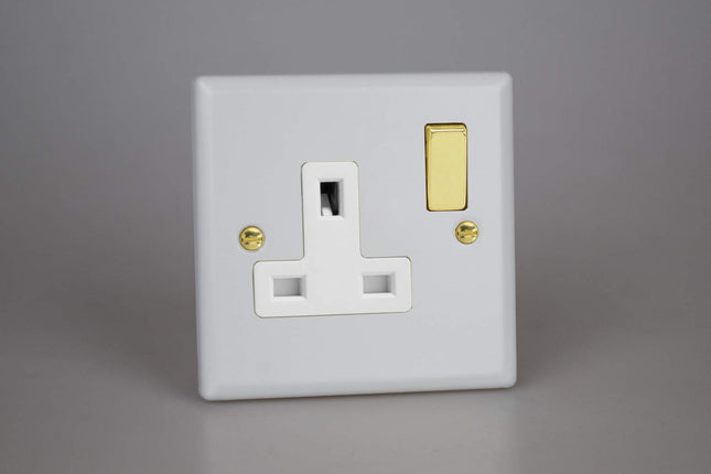 Varilight Vogue Collection Matt White 1-Gang 13 Amp Switched Plug Socket