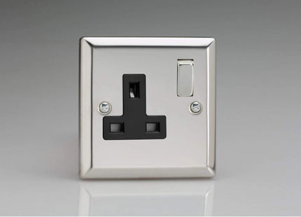 Varilight XC4DB 13A Switched Socket 1-Gang Black Mirror Chrome