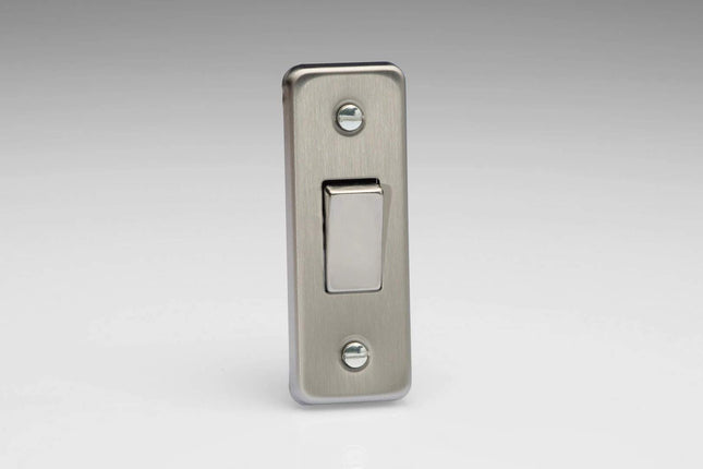 Varilight 1-Gang 10 Amp 1 or 2 Way Rocker Architrave Switch Matt Chrome,87x32x25mm