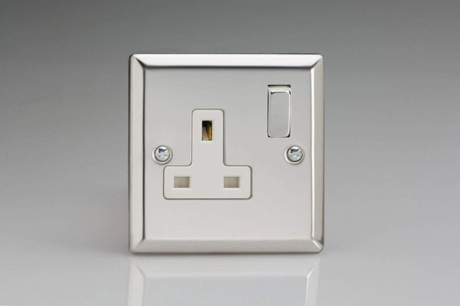 Varilight XC4DW 13A Switched Socket 1-Gang White Mirror Chrome