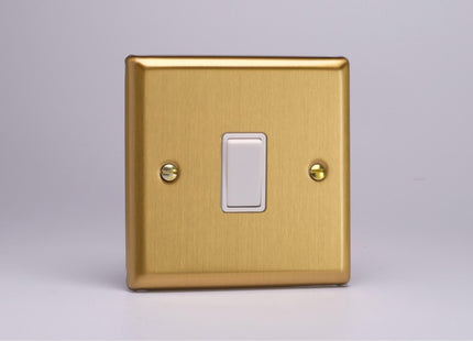 Varilight 1-Gang 10A 1- Or 2-Way Rocker Switch