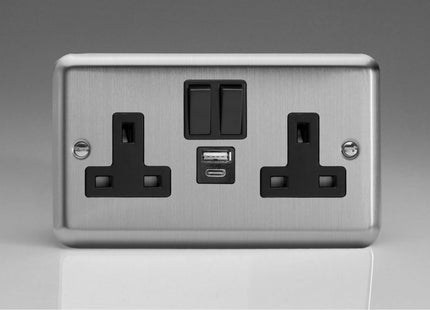 Varilight 2-Gang 13A Single Pole Switched Socket With 1X Usb A & 1X Usb C Charging Ports