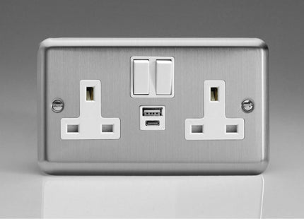 Varilight 2-Gang 13A Single Pole Switched Socket With 1X Usb A & 1X Usb C Charging Ports
