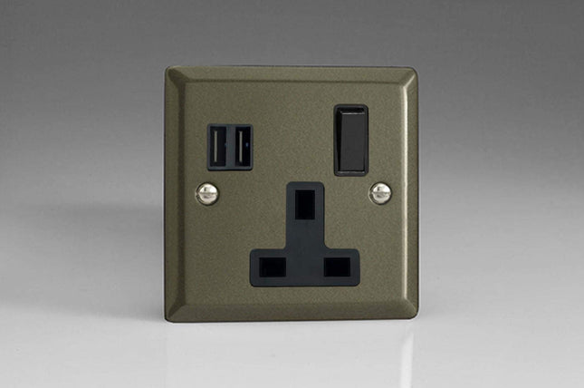 Varilight 1-Gang 13A Switched Socket + 2 5V DC 3400mA USB Charging Port