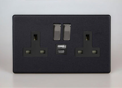 Varilight 2-Gang 13A Single Pole Switched Socket With 1X Usb A & 1X Usb C Charging Ports