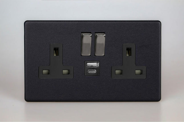 Varilight 2-Gang 13A Single Pole Switched Socket With 1X Usb A & 1X Usb C Charging Ports