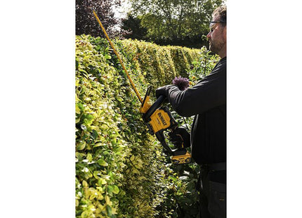 DeWalt XR Hedge Trimmer 18V 610mm Blade, 5.0Ah Li-Ion - DCMHT567P1-GB - Ideal for Garden Care
