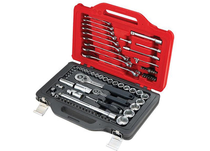 Facom 1/4In & 1/2In Drive Socket Set, 82 Piece