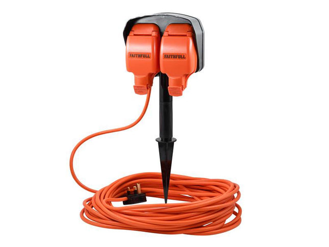 Faithfull Power Plus Outdoor Ground Spike Socket Ip54 230V 15M 13A