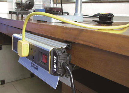 Stanley Electrical 4-Gang Ip20 Powerboard With Clamp 3M