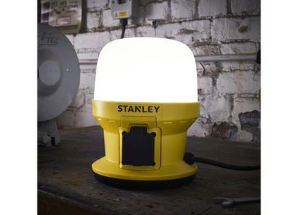 Stanley Lighting Magnetic Globe Light With Outlet Socket 2600 Lumens