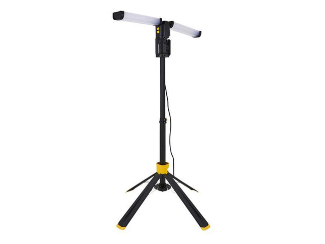 Stanley Lighting Area Tower Light With Outlet Socket 8000 Lumens