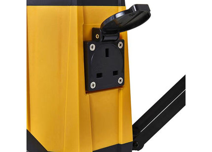 Stanley Lighting Plasterer's Area Light With Outlet Socket 4500 Lumens