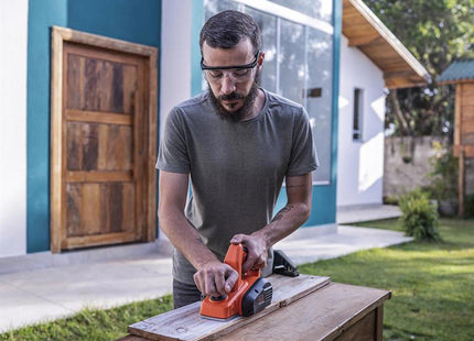 Black + Decker Bew712 Planer 710W 240V - BEW712-GB - Perfect for Woodworking