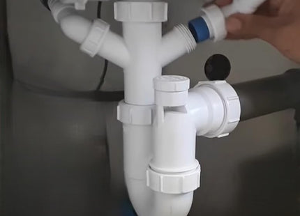 McAlpine MA15 135° Nozzle for connection to 1" BSP thread