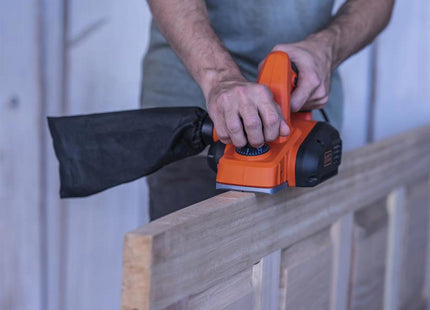 Black + Decker Bew712 Planer 710W 240V - BEW712-GB - Perfect for Woodworking