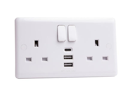 Deta Vimark Switched Socket 2-Gang + 3 USB Ports 13A