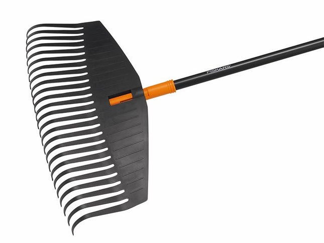 Fiskars Solid Leaf Rake - Large