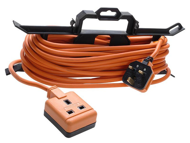 Masterplug Garden Extension Lead 240 Volt On H Frame 15 Metre