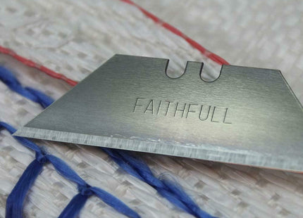 Faithfull Heavy-Duty Trimming Knife Blades (Box 100) In Safe Storage Dispenser