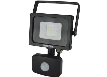 Faithfull Power Plus Smd Led Security Light With Pir 10W 800 Lumen 240V