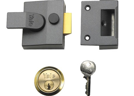 Yale Locks 85 Deadlocking Nightlatch 40Mm Backset Dmg Finish Satin Chrome Cylinder Box